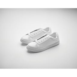5. Sneakers i PU stl 40