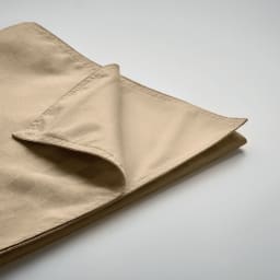 2. Bordslöpare i polyester