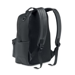 3. 15" dataryggsäck PU