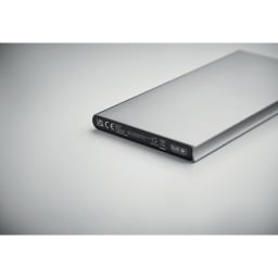 2. Powerbank 8000 mAh