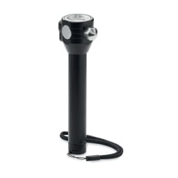 4. 3 i 1 ficklampa/nödhammare