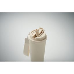 5. Mugg med dubbelvägg 500 ml