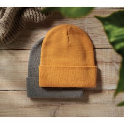 1. Stickad mössa med mudd
