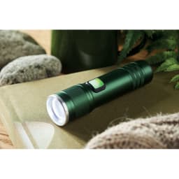2. Uppladdningsbar ficklampa COB