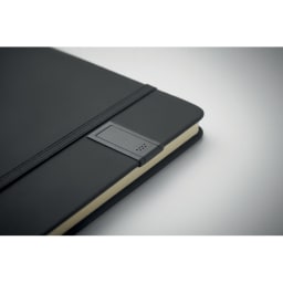 2. A5-anteckningsbok med USB