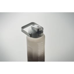 2. RPET vattenflaska 2000 ml