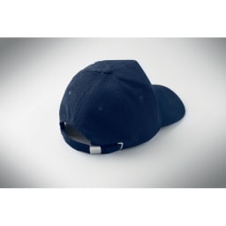 3. 5-panels keps i manchester