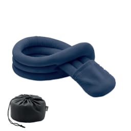 0. Resekudde med böjbar rulle