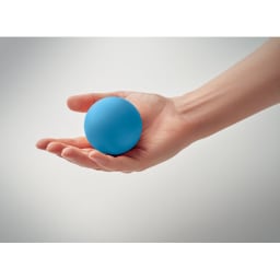1. Studsboll av gummi