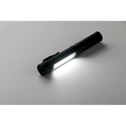 2. Magnetisk LED-ficklampa