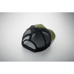 3. 5-panels trucker keps