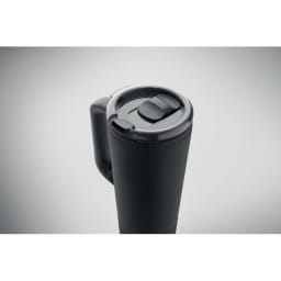 3. Dubbelväggig ljud-mugg 700 ml.