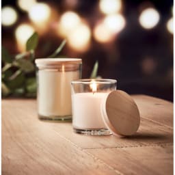 3. Ljus med vaniljdoft i glas