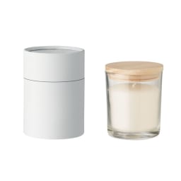 0. Ljus med vaniljdoft i glas