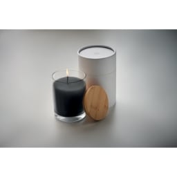 1. Ljus med vaniljdoft i glas