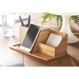 3. Skrivbordställ + laddare 10W