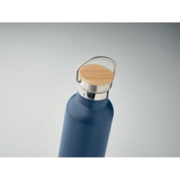 2. Termoflaska i rostfitt 750ml