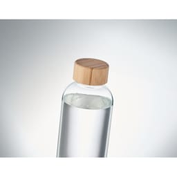 5. Glasflaska med bambulock 650ml