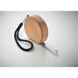 4. Måttband i bambu 2 m