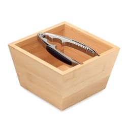 0. Set med nötknäckare