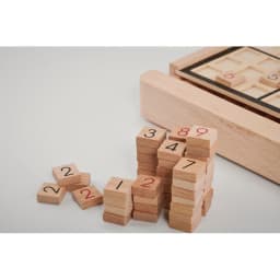 3. Sudoku-brädspel i trä