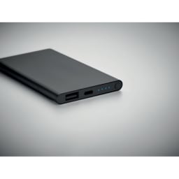 2. Powerbank 4000mAh typ C
