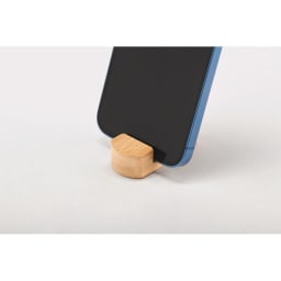1. Mini-telefonstativ i bambu