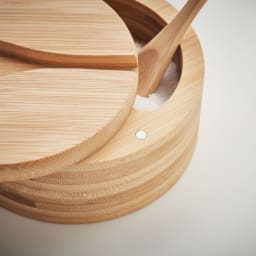 3. Salt- och pepparlåda i bambu
