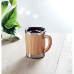 3. Mugg rostfritt och Bambu 300ml