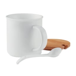 2. Mugg med sked