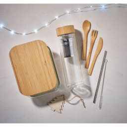 3. Lunchbox i glas/bambu
