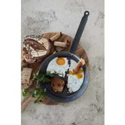 6. Pavo 6C Carbon Stekpanna - Stål 28cm