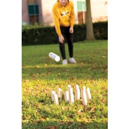 1. Mölkky/nummerkubb i trä