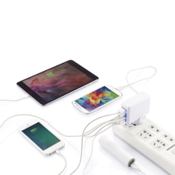 2. Reseadapter med fyra USB-portar