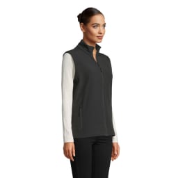 2. RACE BW DAMSOFTSHELL