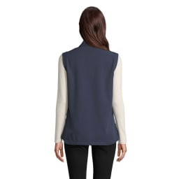 1. RACE BW DAMSOFTSHELL