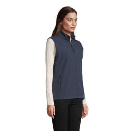 2. RACE BW DAMSOFTSHELL