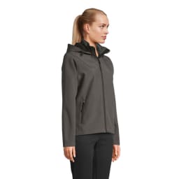 2. RACE WOMEN HOODED JACKET