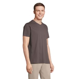 2. REGENT V  V-NECK T-SHIRT