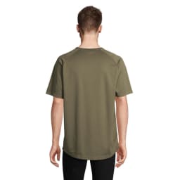 1. SPORTY HERR T-shirt