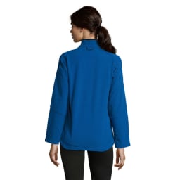 1. ROXY DAM SOFTSHELL JACKA