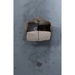 2. Clifton suitbag