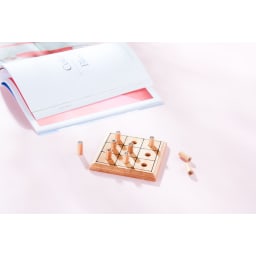 2. Criss-Cross Mini Game