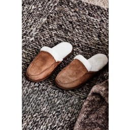 2. Aston Slippers