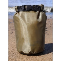 4. WATERPROOF BAG GREEN