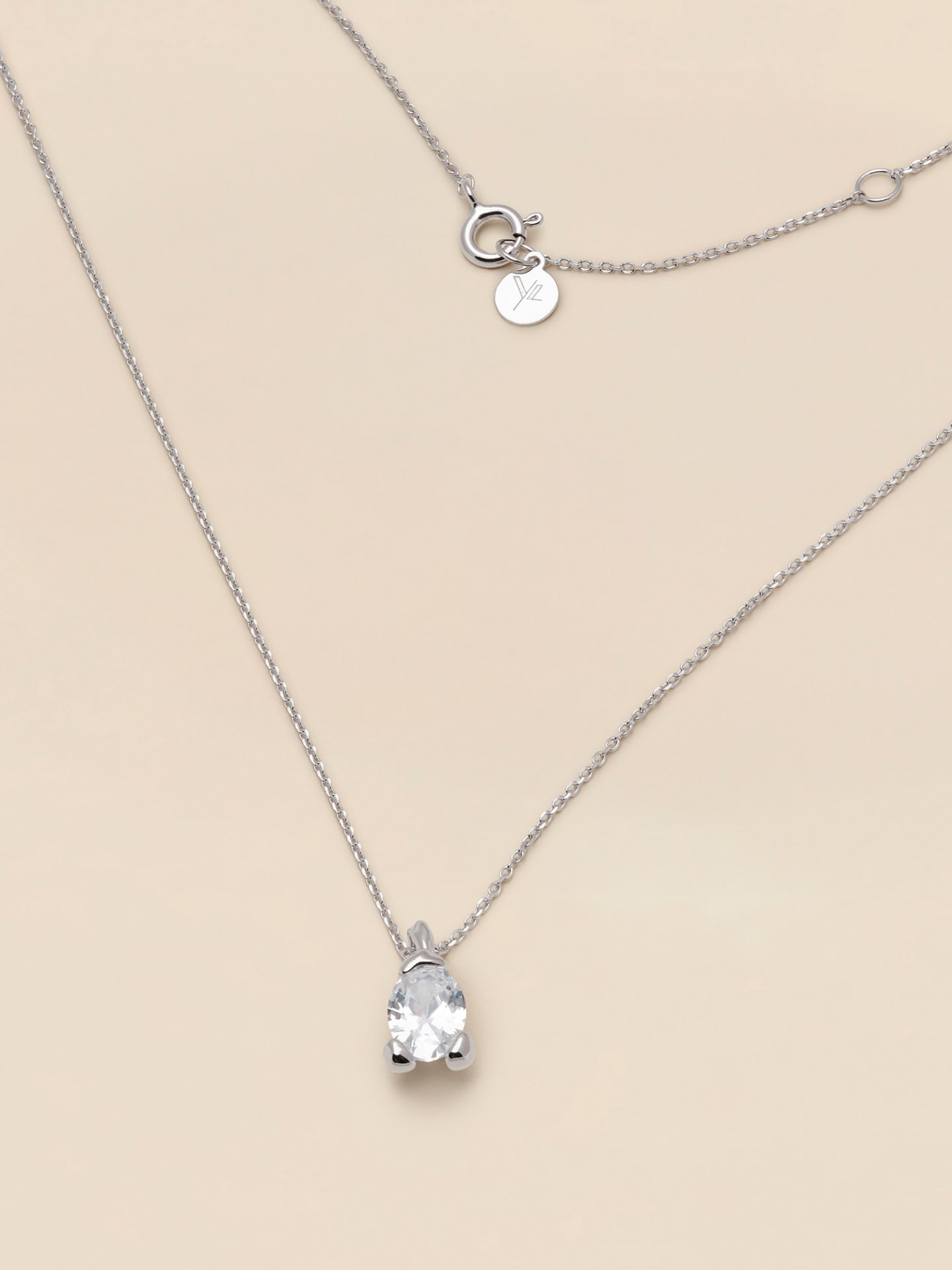 Embla halsband - Crystal (silver)